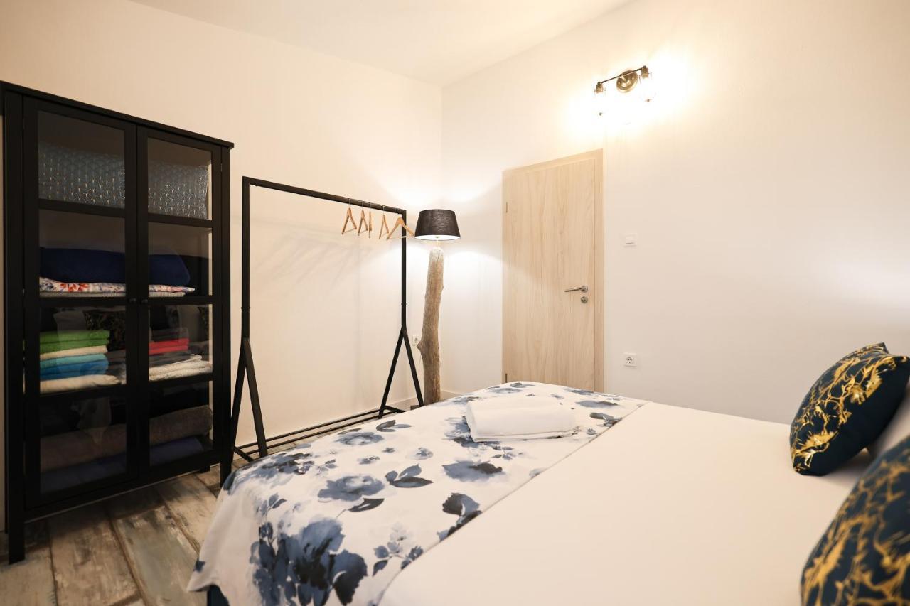 Apartments Marta Verunic Экстерьер фото